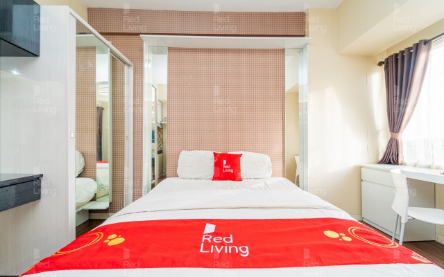 RedLiving Apartemen Margonda Residence 5 - Ens Room – Guest Rooms – Depok
