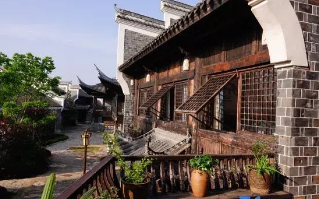 Moonlight Inn, Tongguan Kiln Ancient Town, Xinhualink