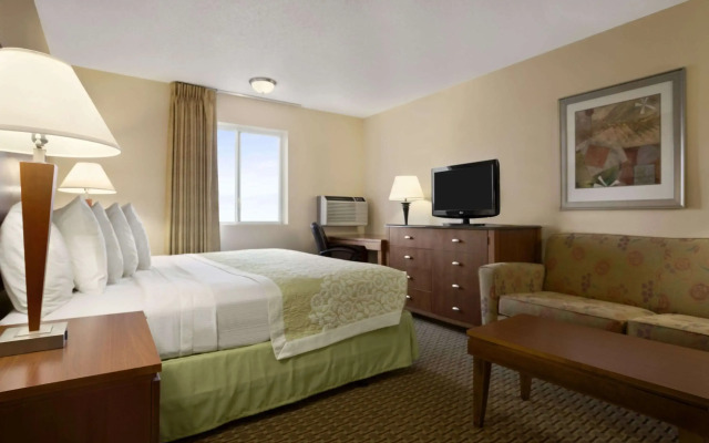 Days Inn & Suites by Wyndham Gunnison