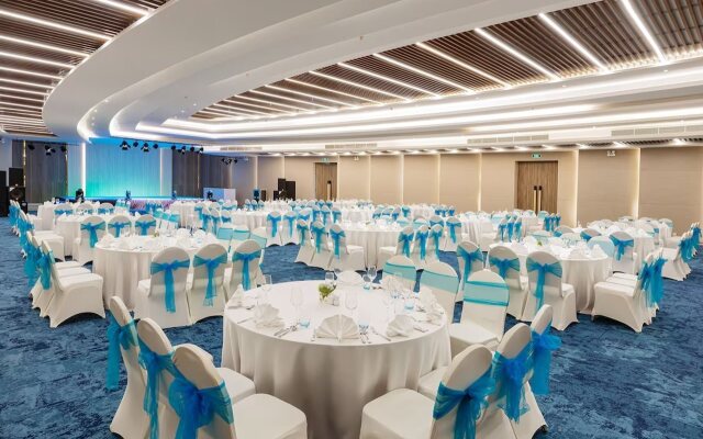 Melia Danang Beach Resort