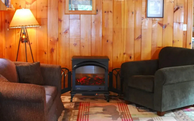 Hay Lake Lodge & Cottages
