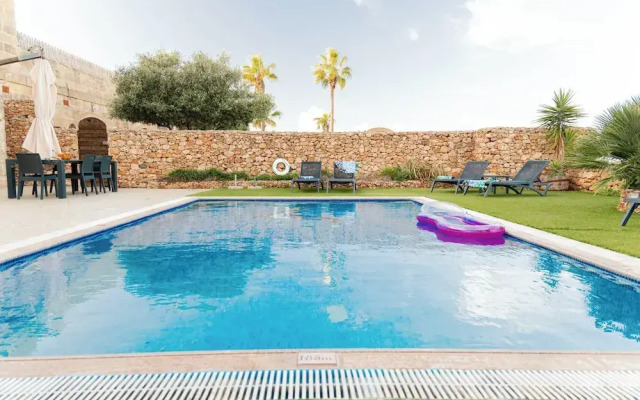 Villa Savona 3 Bedroom Villa With Private Pool