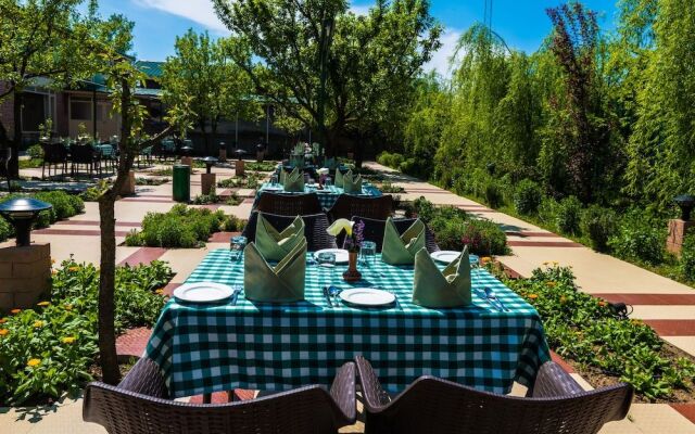 The Orchard Retreat & Spa, Srinagar