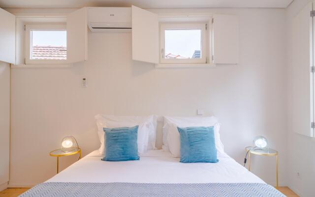 Youropo - Taipas 9 in Oporto