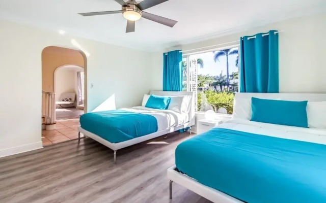 Hollywood Chateau - 7 Br Villa