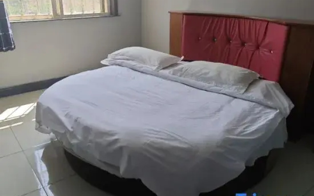 Jiaozhou Xilu Hotel
