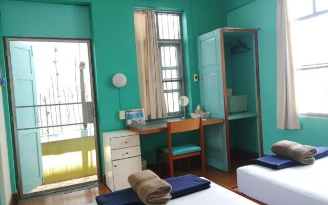 60 Bluehouse - Hostel