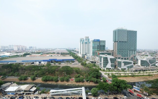 Strategic and Simple Studio Tifolia Apartment near Kelapa Gading