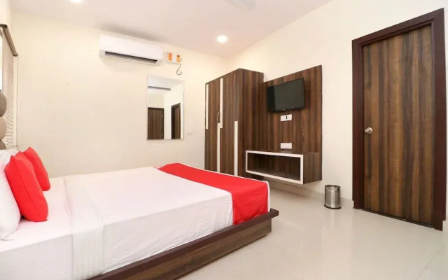 OYO 66329 Hotel Bms Pride