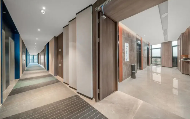 Holiday Inn Express Rongcheng Science And Technolo by IHG
