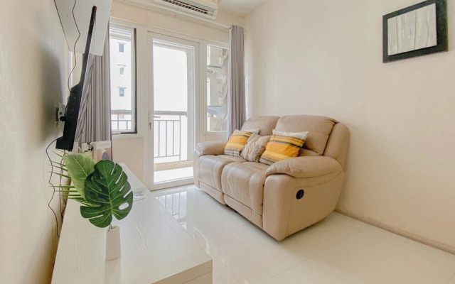 Strategic And Homey 2Br At Grand Palace Kemayoran Apartment