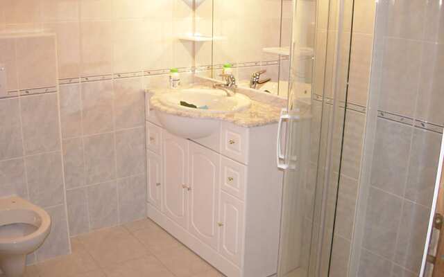 Lilli by Gites de France