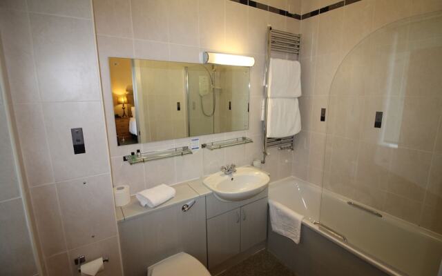 Parkstone Hotel