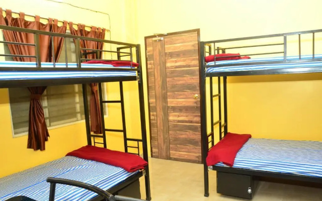 Tranquil AC Luxury Hostel