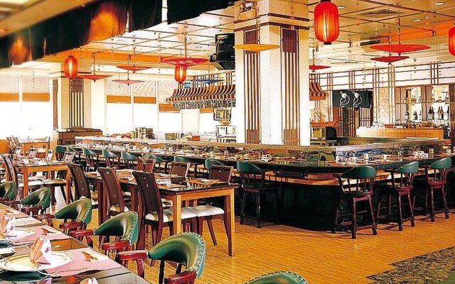 Lung Chuen International Hotel