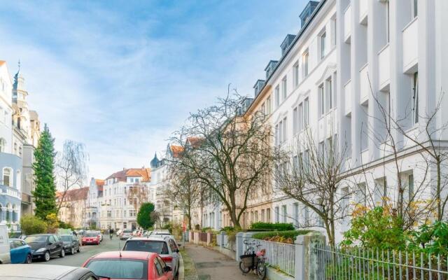 ID 6966 - Private Apartment