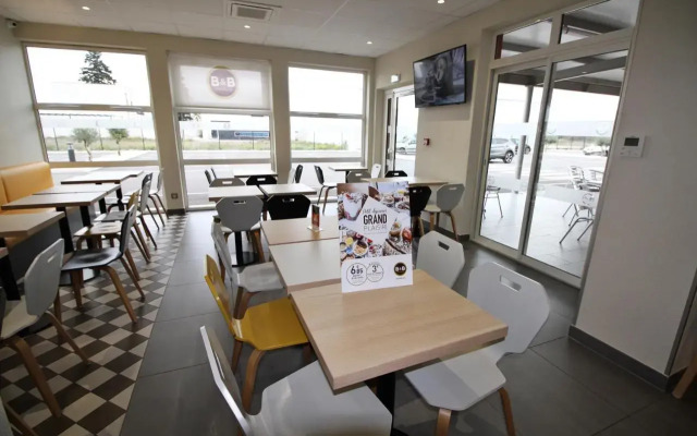 B&B HOTEL VALENCE TGV-Romans