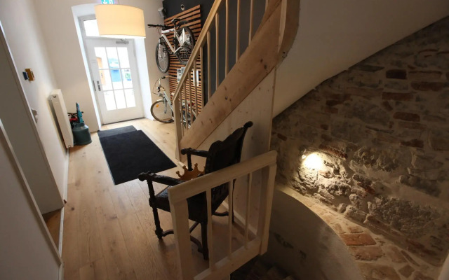 Old Kings Design Hostel