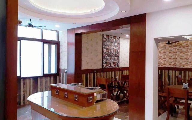 Hotel Ganga Azure