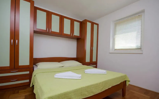 Apartments Dunja Malinska