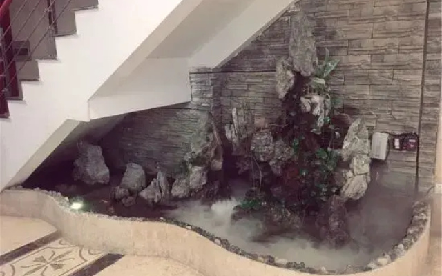Weishidun Hotel