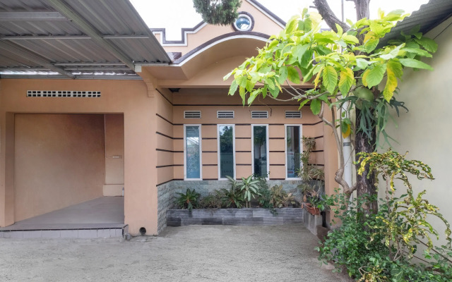 OYO 2394 Hotel Brosta