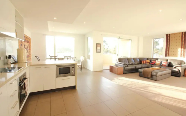 Rejuvenate San Remo - WiFi, Linen, Beach 200m, Family Friendly