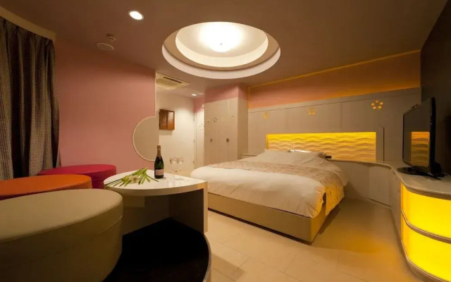 HOTEL IRIS - Adult Only