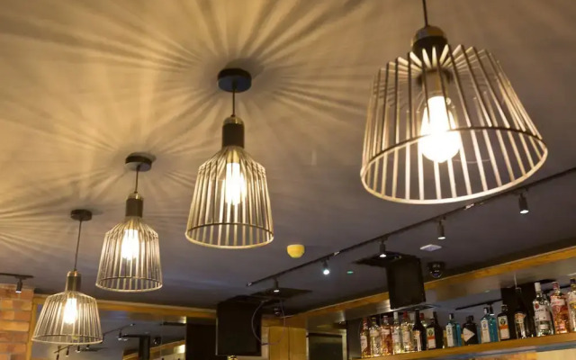 Castle Varagh Hotel & Bar