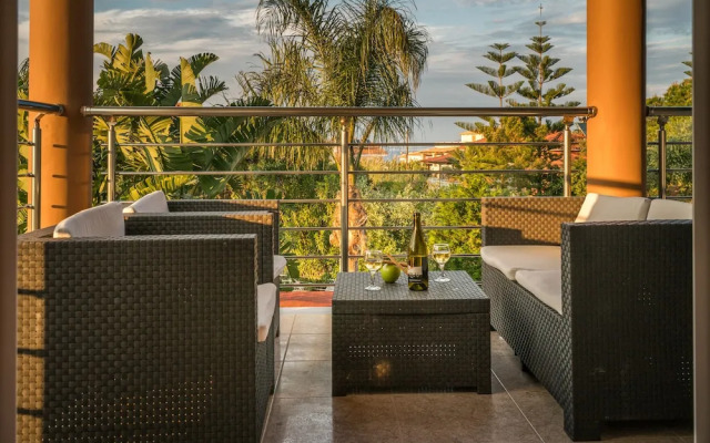 Armonia Boutique Hotel