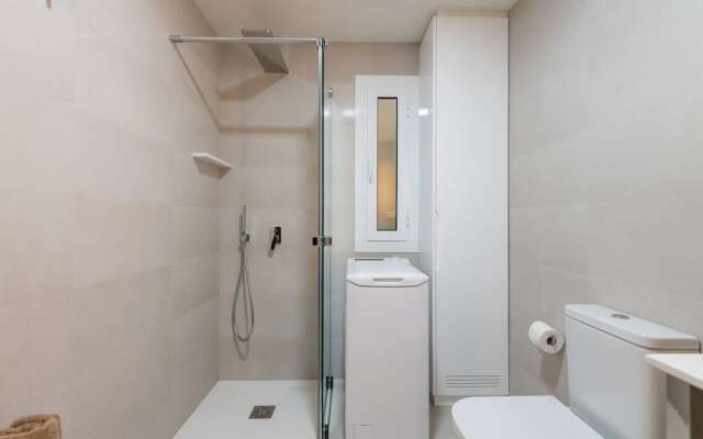 Cute apartment next to beach. P27 Swimming pool