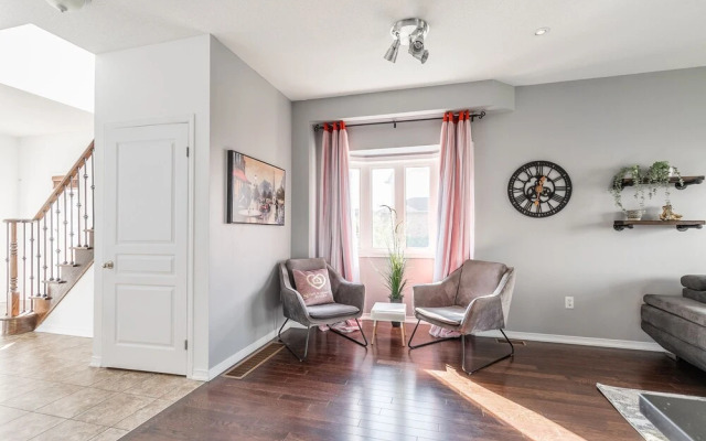 GLOBALSTAY. Luxury 3BR Townhomes with HOT TUB, Gym, BBQ