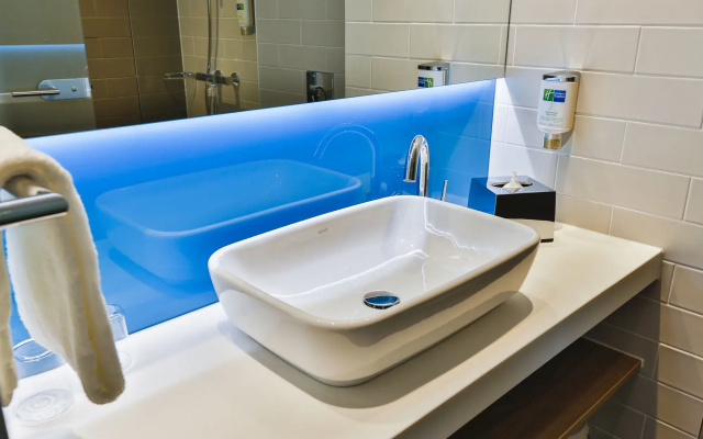 Holiday Inn Express Karlsruhe - City Park by IHG