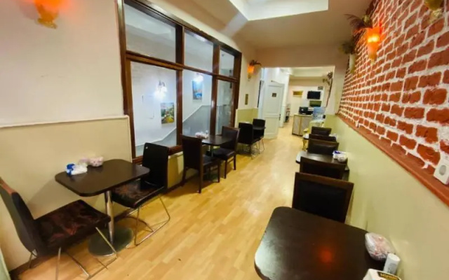 Taksi̇m Centre Hotel