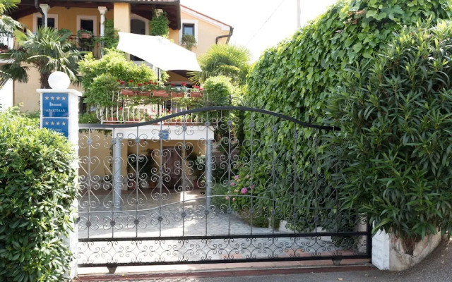 Stylish Lovran Sea View Apartments