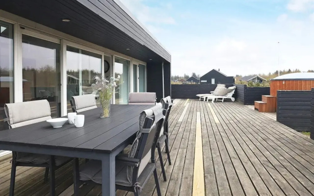 8 Person Holiday Home in Brovst-by Traum