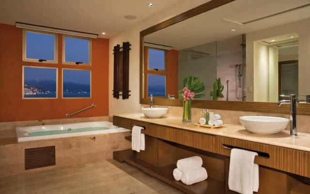 Dreams Vallarta Bay Resort & Spa - All Inclusive