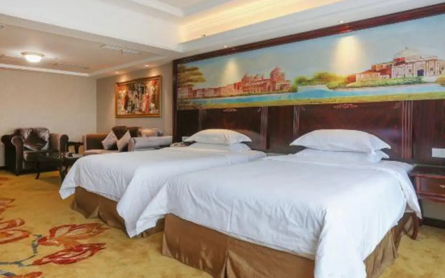 Vienna International Hotel (Huidong Honghai Bay)