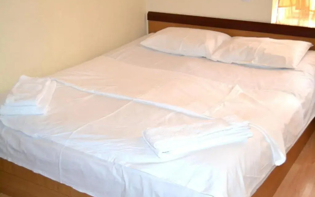 Stay Inn Apartments at Nalbandyan 50 street