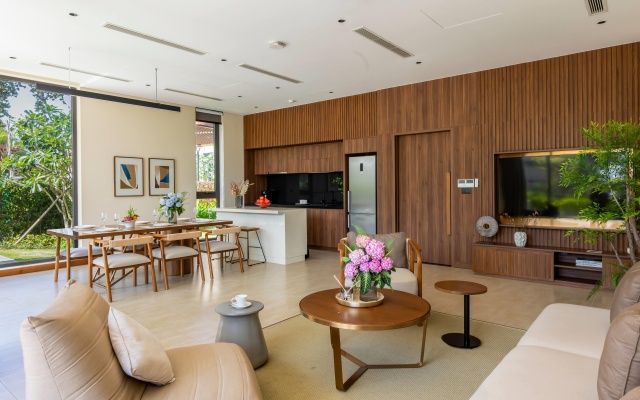 Vienna House by Wyndham Charm Long Hai — 5-star hotel in Long Hai