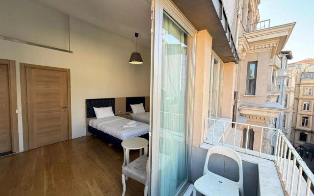 Hotel Next2