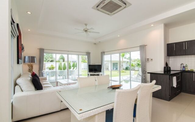 Private  4 Bedroom Pool Villa L28
