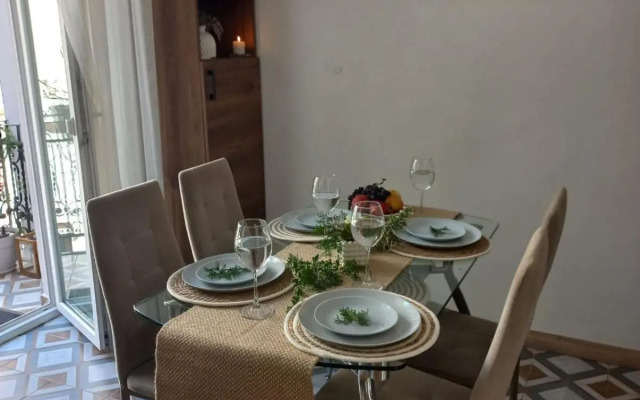 Fiesta Apartment on Franka 2BR-6P