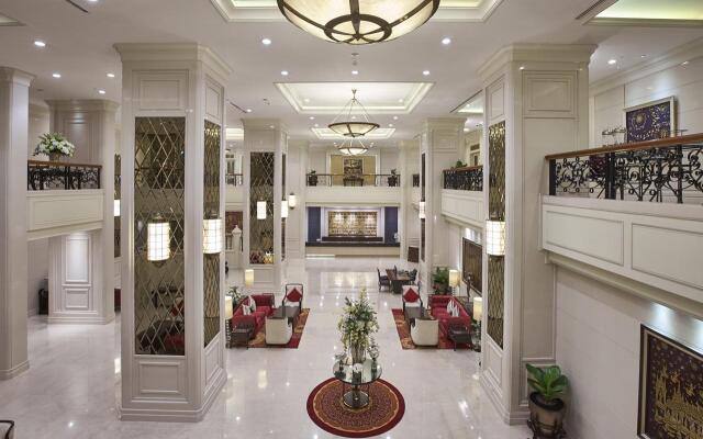 Grande Centre Point Ratchadamri Hotel