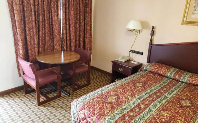 River Heights Motel