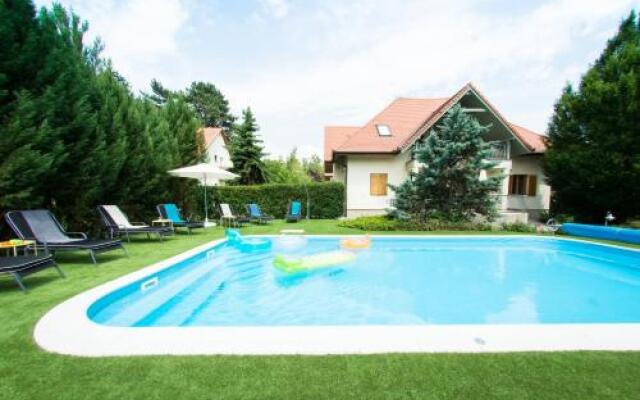 Villa Oliva Boutique Rooms