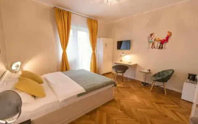 Aria Prestige Boutique