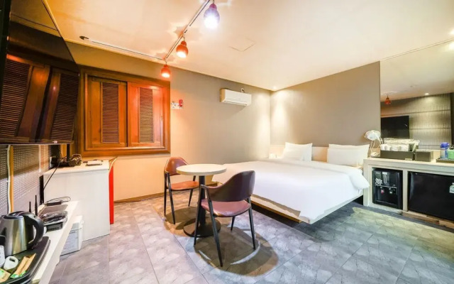 Busan Sasang Mr Brick Hotel