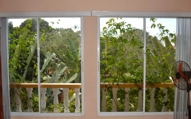 4 Bedroom Villa, private pool, security, ocean view