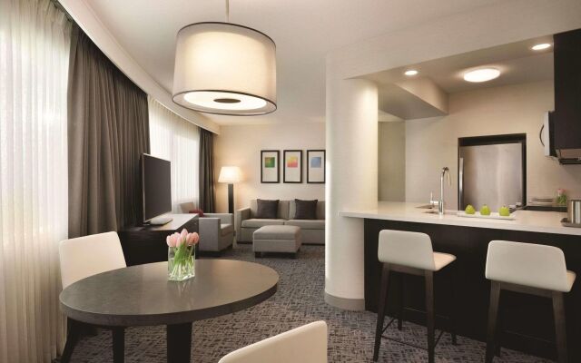 Radisson Hotel Vancouver Airport